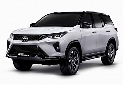 รถ SUV 7 ที่นั่ง